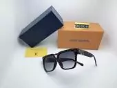 louis vuitton lunette de soleil campagne lv4330